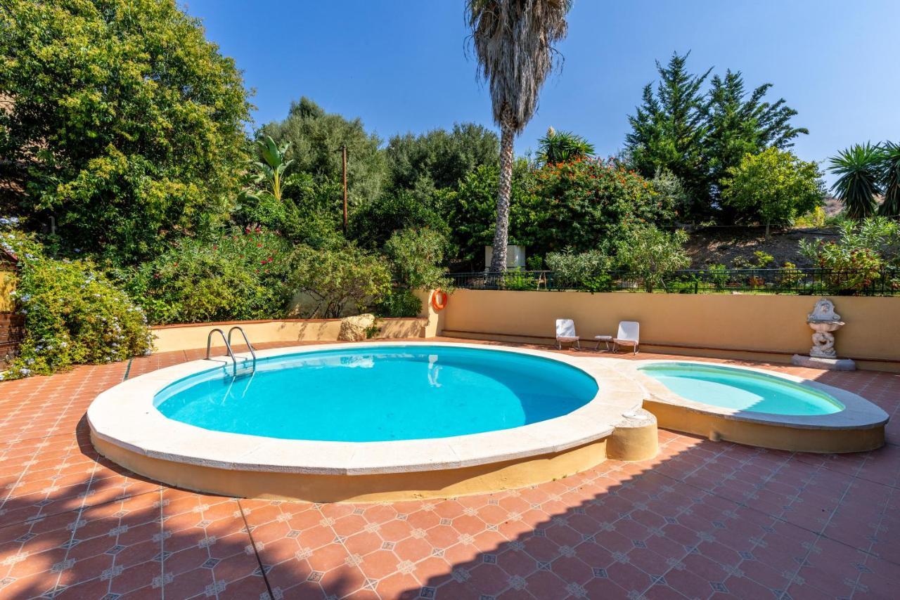 New House In Malaga Nature Экстерьер фото